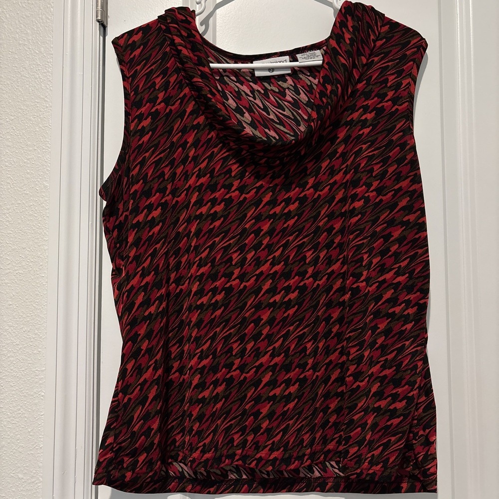 Kathy Ireland Women's Black & Red‎ Sleeveless Scoop Cowl Neck Top Size Medium